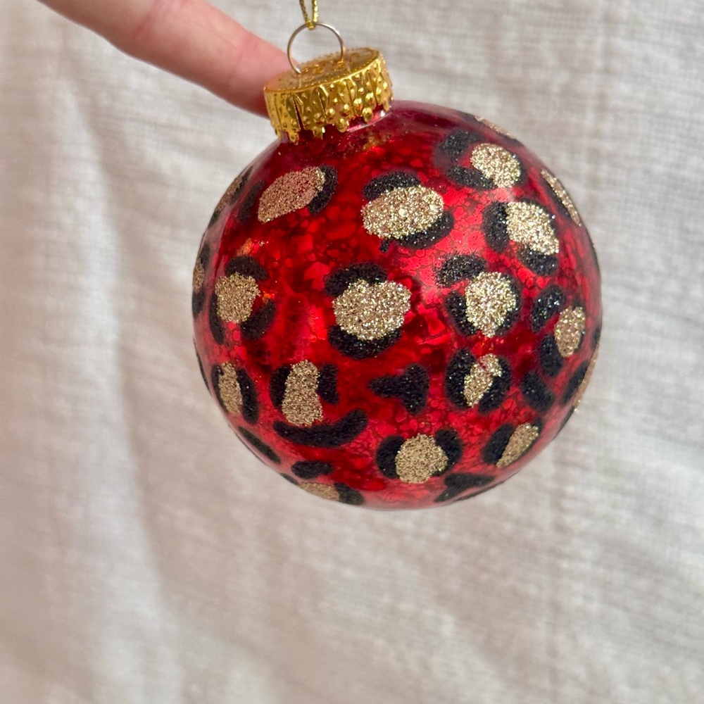 4 Vintage Glass Red Gold & Black Glitter Leopard Christmas Tree Ornaments - Picture 4 of 7